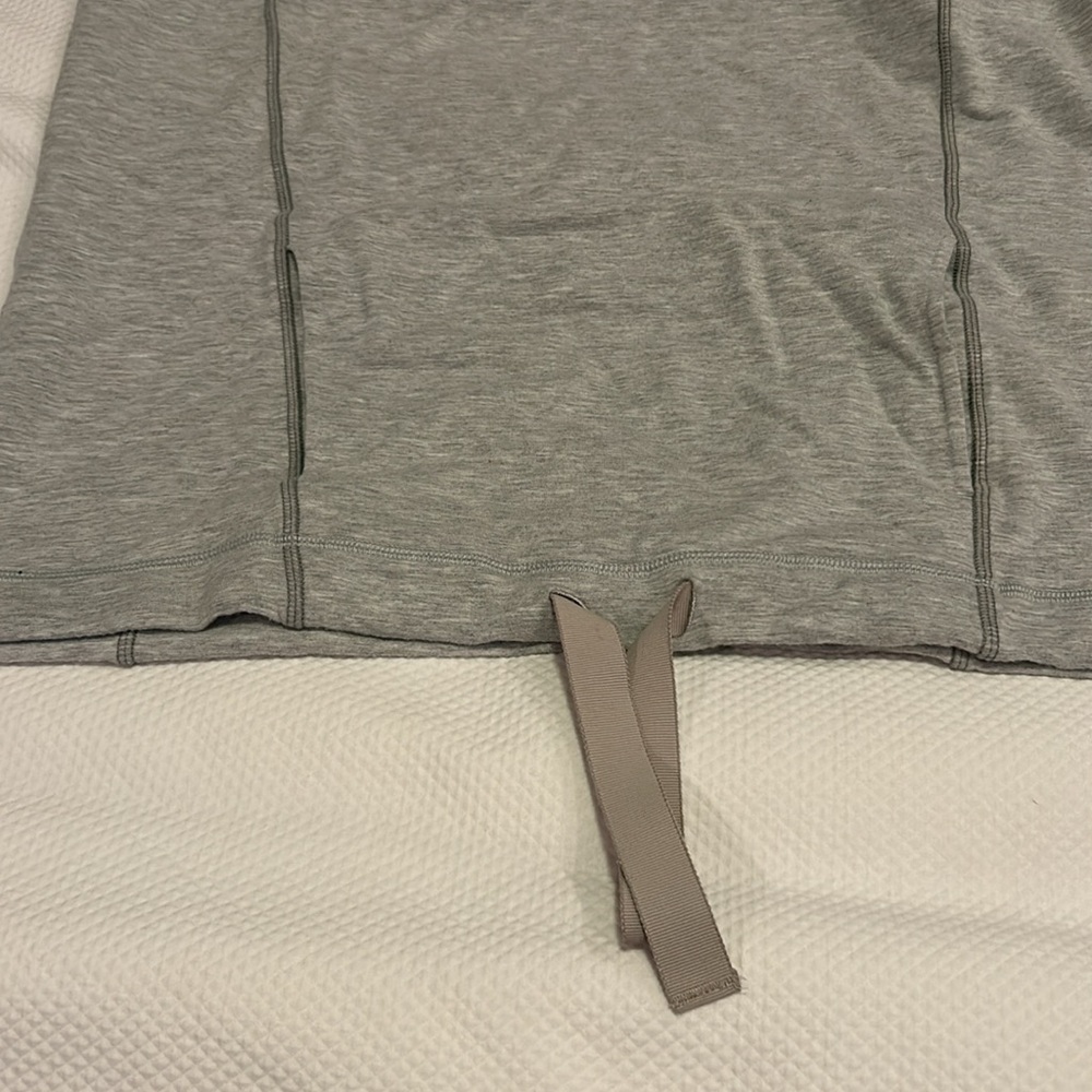 Lululemon - Picture 2 of 3